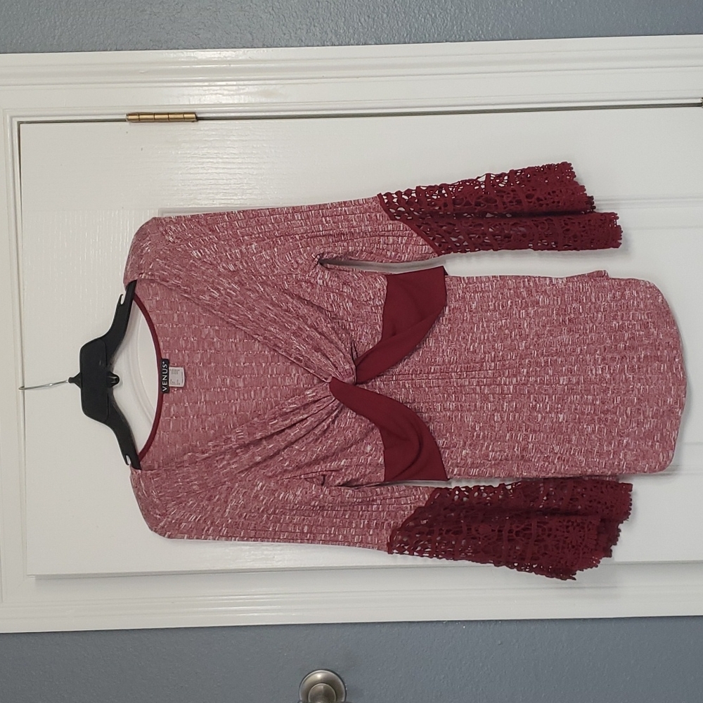 Venus Crochet-Detailed Top